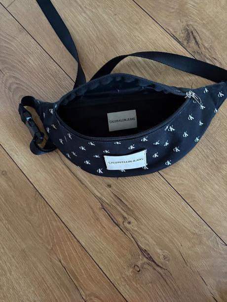 Ladvinka calvin klein, calvin klein