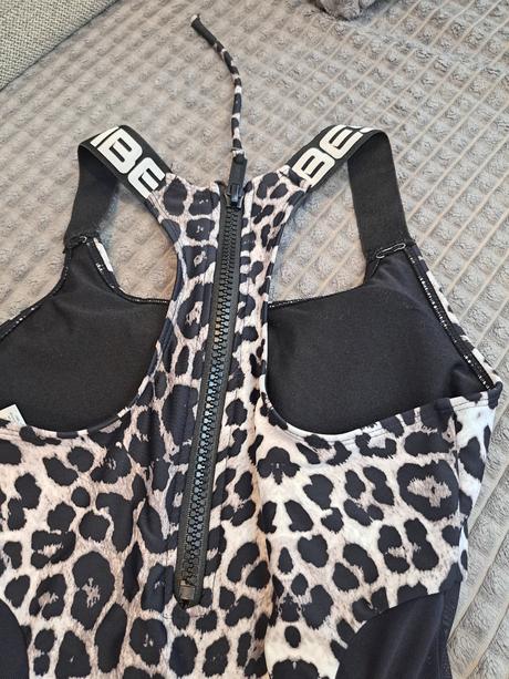 Jednodielne plavky, xs