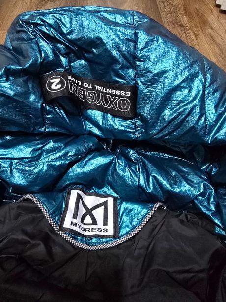 Krásna teplá bunda, s