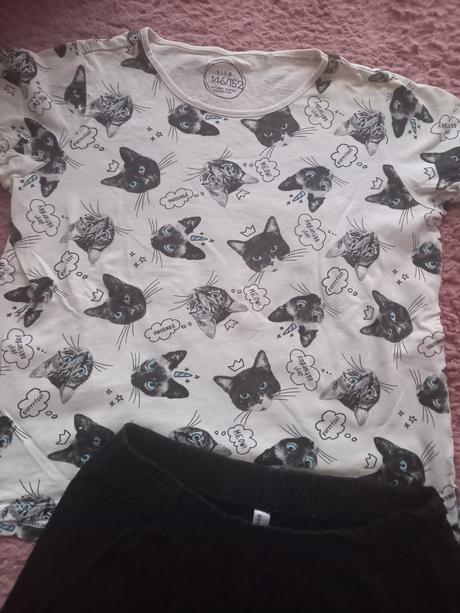 Pyžamo, reserved,146