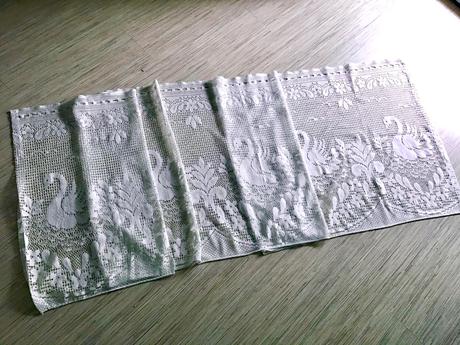 Krasne vidiecke zaclonky 2 kusy,