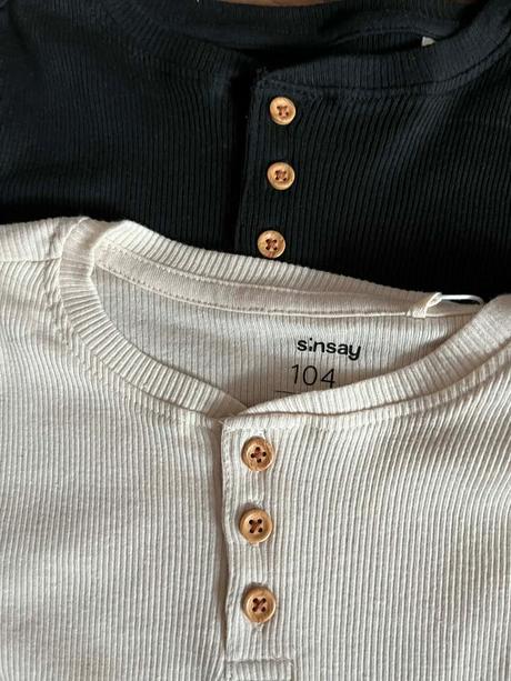 Veľ. 104 nové 2 kusy bavlnené vrúbkobané trička, sinsay,104