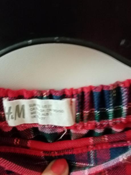 Suknička na vianoce, 92