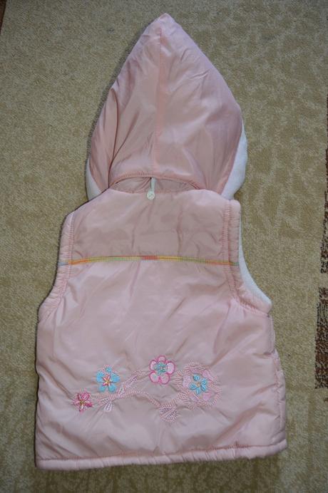 Dievčenská vesta veľ.92-98, 98