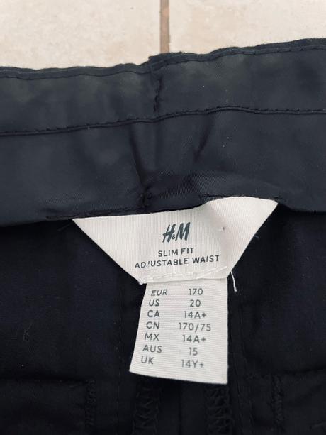 Slavnostne nohanice, 170