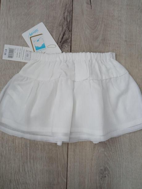 Dievčenská biela sukňa s 3d motýlikmi veľk.62-68, original marines,62 / 68