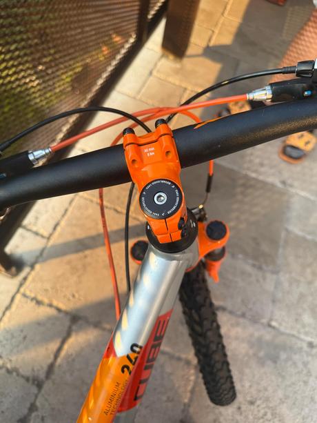 Bicykel cube, dema,24