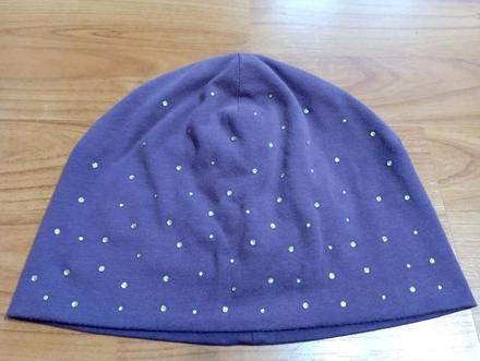 Fialová ciapka, h&m,110