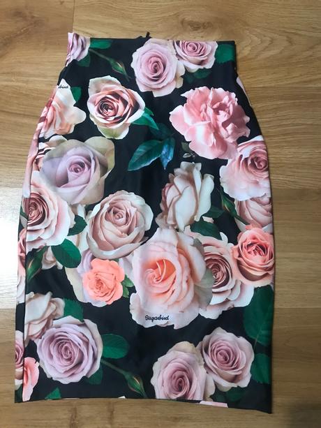 Sukna s ruzami, sugarbird,s