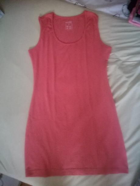 Predlzene tričko, esmara,s