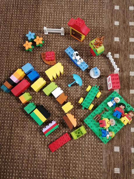 Lego duplo 4624 + doplnky, 