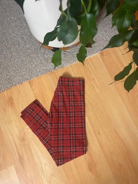 Kárované legíny next, next,140