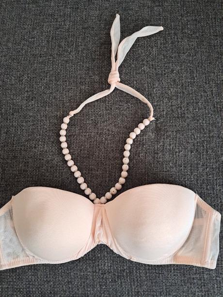 Pudrova push-up podprsenka, 75b