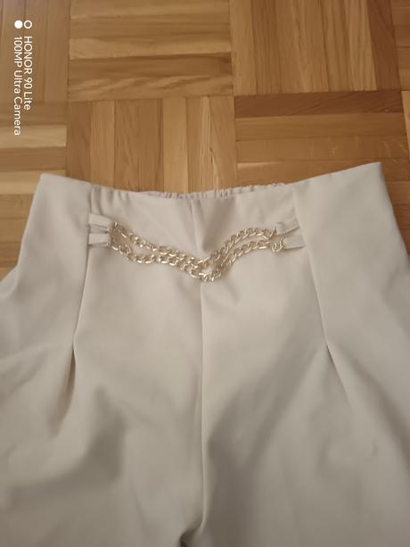 Elegantné nohavice, 152