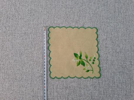 Vyšívaný obrus 4 ks, 