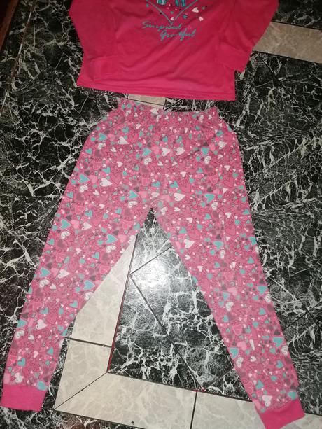 Pyzamo 140 dievča, 140