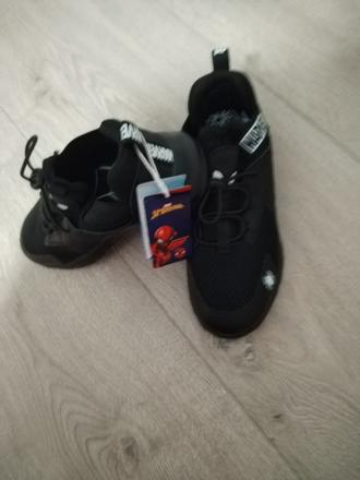 Botasky spiderman nové veľ. 33, 33