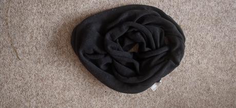 Nákrčníky šály tunely, <50