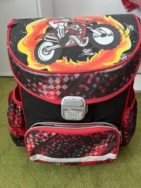 Taska pre 1.stupeň +darček, 