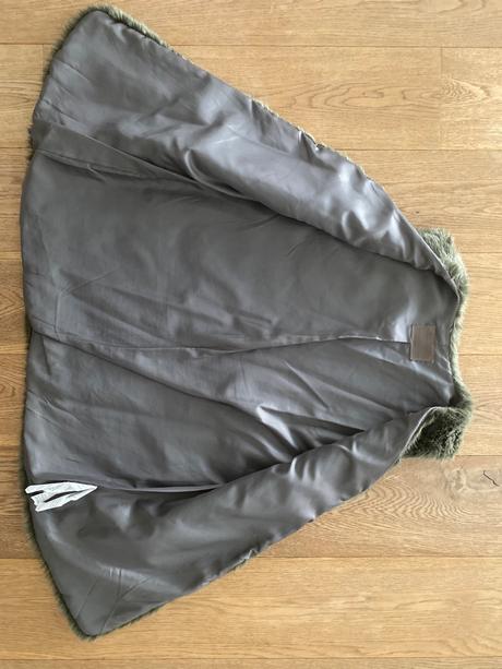 Kozusinova vesta zara, zara,s