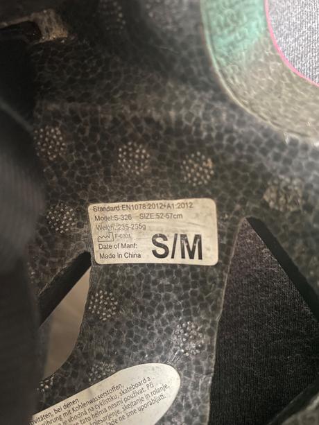 Detska prilba s/m bielo ruzova, m