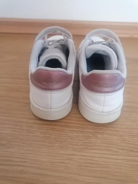 Dievčenské adidas tenisky veľ. 34, adidas,34