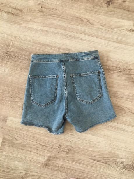 Rifľové šortky, bershka,s