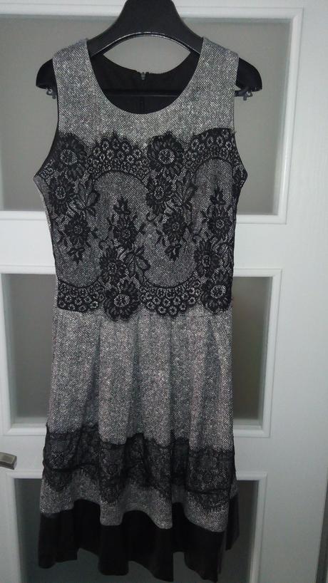 Spolocenske saty, 38