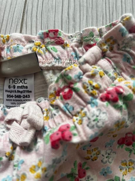 2 kusy kraťasov, next,74