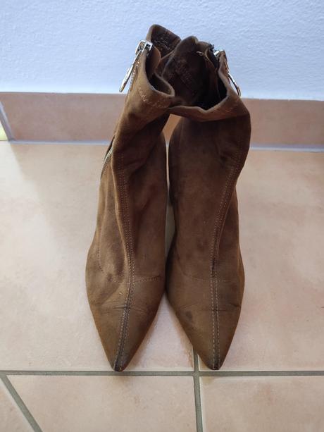 Dámske čižmy zn.stradivarius, stradivarius,37