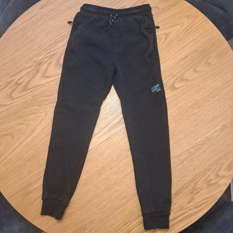 Tepláky reserved, reserved,152