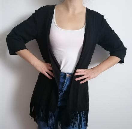 Tenučký kardigán so strapcami amisu, amisu,s