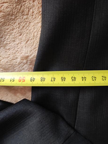 Pánsky oblek s vestou, m