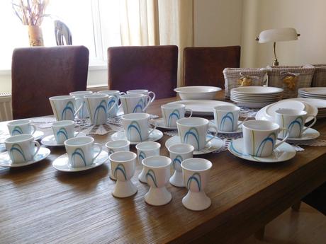 Porcelánová sada na čajík+kapučíno+kávičku-nová, 