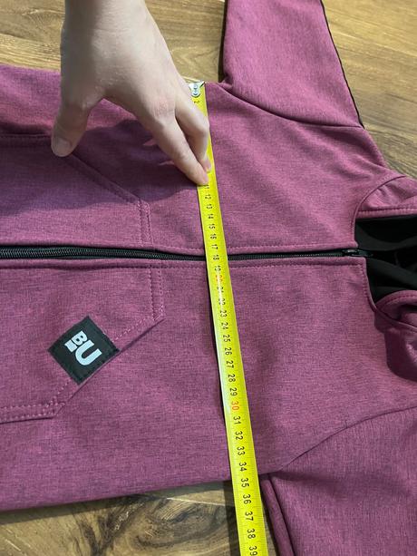 Predĺžená softshelová bunda, 104