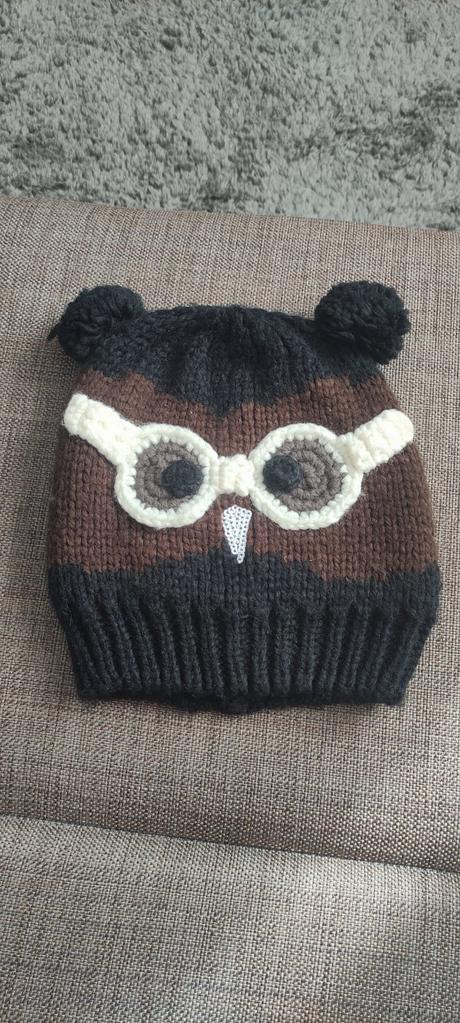 Čapica "sova", c&a,m