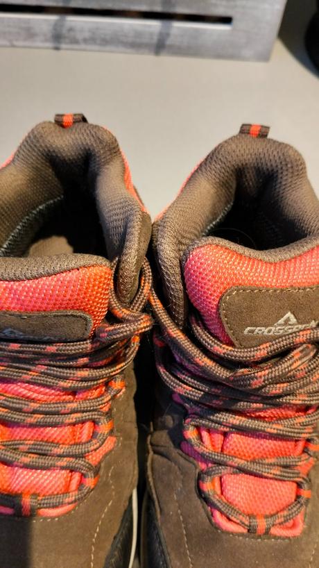 Holčičí topánky, 31