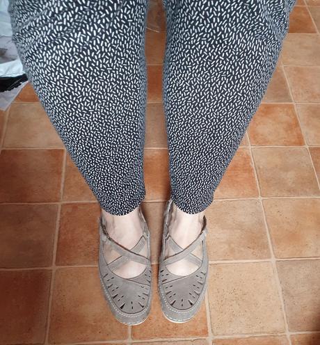 Celokožené botičky, 39