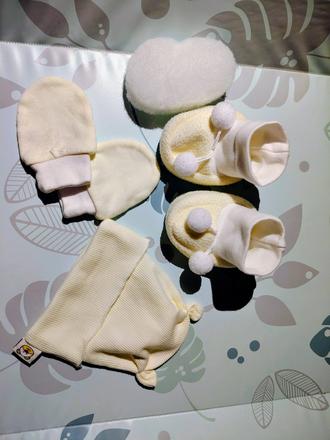 Set čiapočka + rukavičky + teplé ponožky, 50