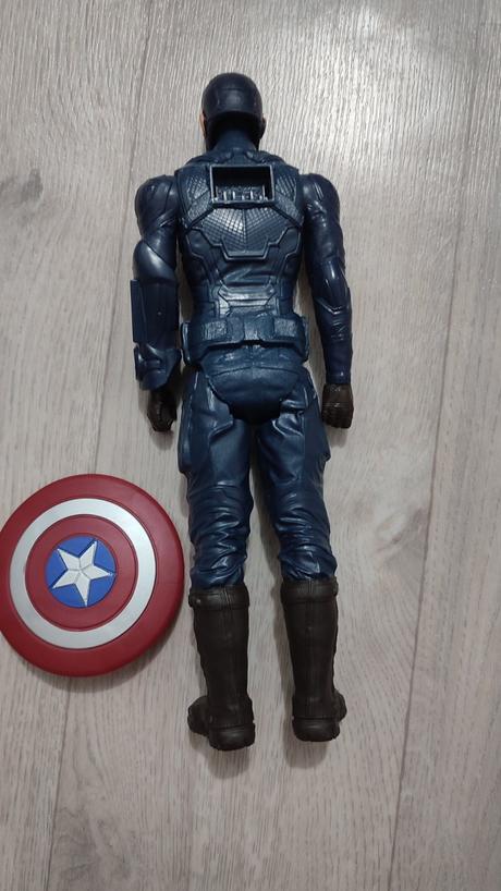 Kapitán amerika hasbro, 