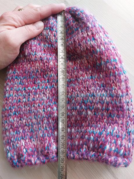 Čiapka nová, 86 / 92