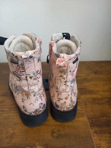 Dievčenské členkové topánky u&me, 32