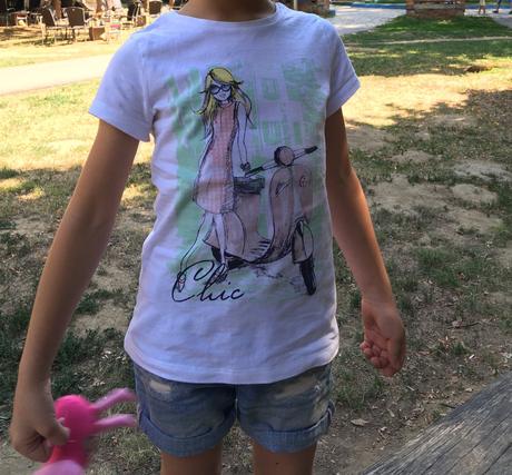 Peknucke biele tricko na 6-7 r. dlzka 44 sirka 30, f&f,116