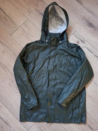 Nepremokavá bunda, 152
