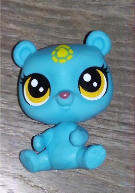 Littlest pet shop medvedik,