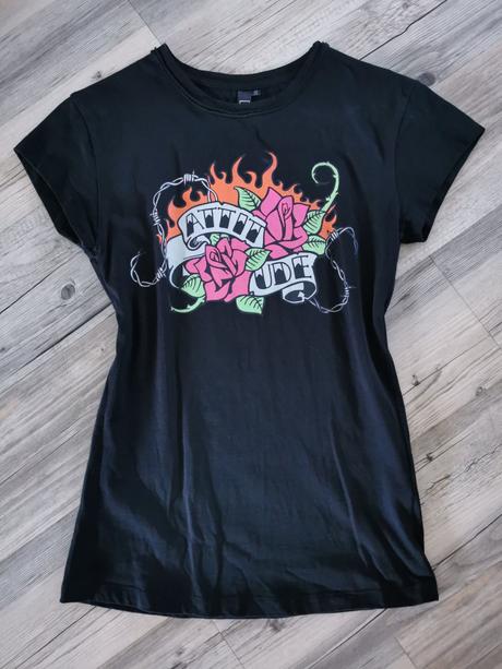 Čierne krátkorukávové tričko bonprix, s