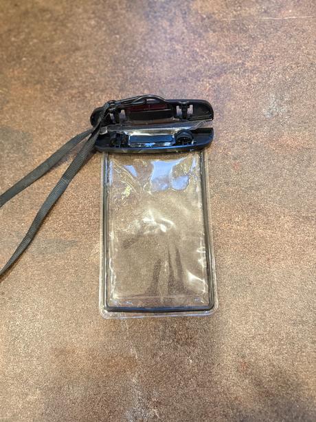 Vodotesný obal na mobil telefón, 