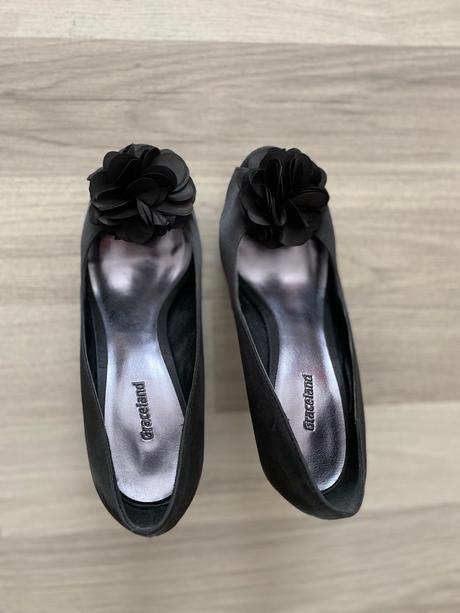 Lodicky, graceland,38