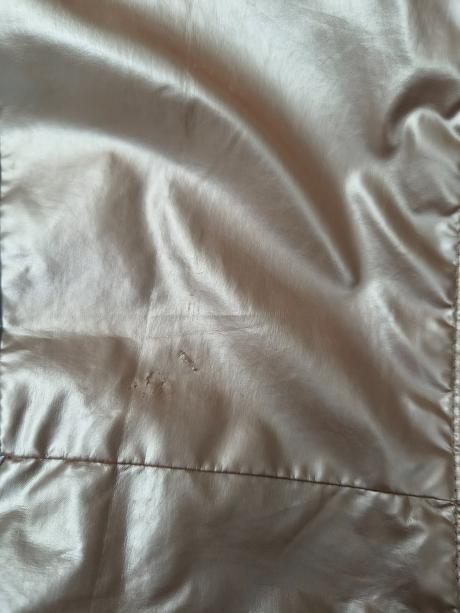 Neprefúkava bundička, reserved,140