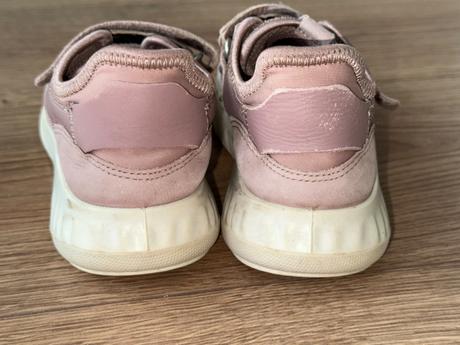 Ecco topanky, ecco,31